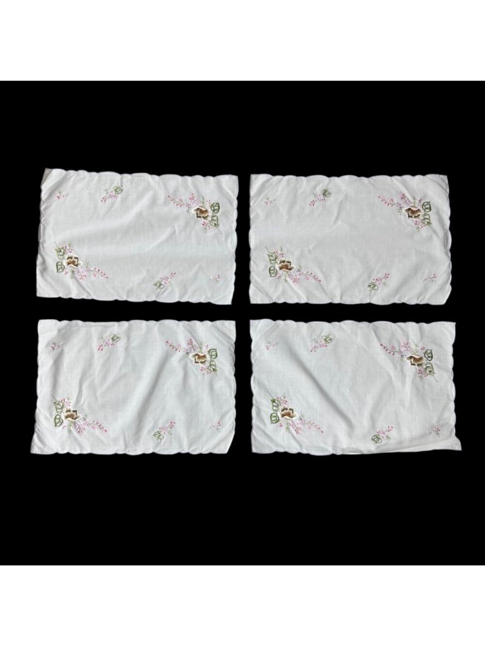 Vintage Embroidered Floral Fabric Placemats Set Of 4 Scalloped Edges Cream Green - Picture 2 of 6